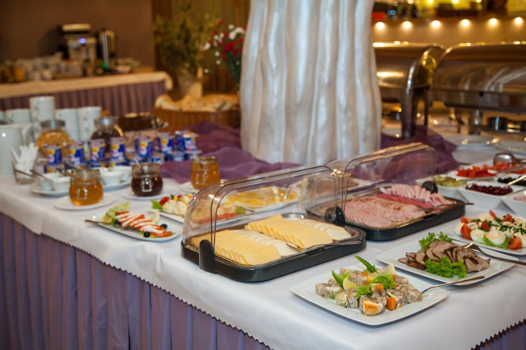 Hotel Ikar บิดกอชซ์ ภายนอก รูปภาพ
